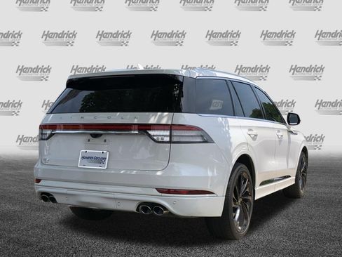 Used 2022 Lincoln Aviator Reserve w/ Equipment Group 201A AWD/4WD image 10