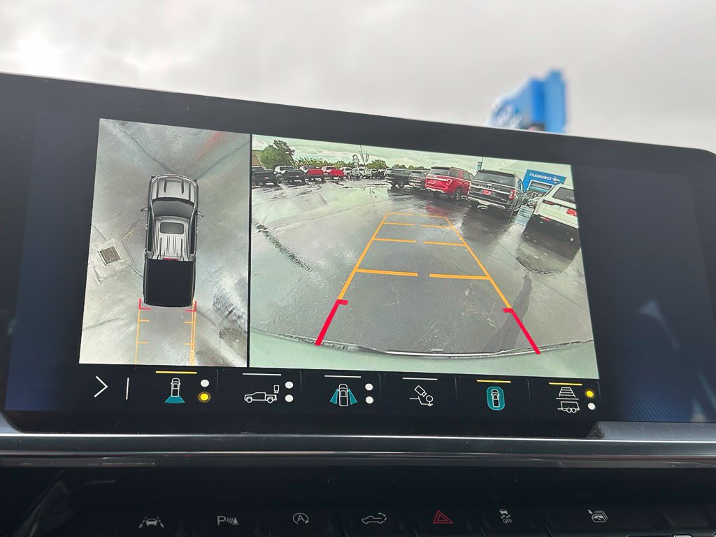 Certified 2023 Chevrolet Silverado 1500 High Country w/ Max Trailering Package AWD/4WD image 37