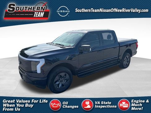Used 2025 Ford F150 Lightning Flash AWD/4WD image 1