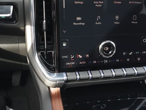 New 2026 GMC Yukon XL Denali w/ Sun & Power Step Package image 22