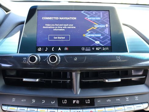 Used 2021 Cadillac CT4 Luxury w/ Sun And Sound Package image 53