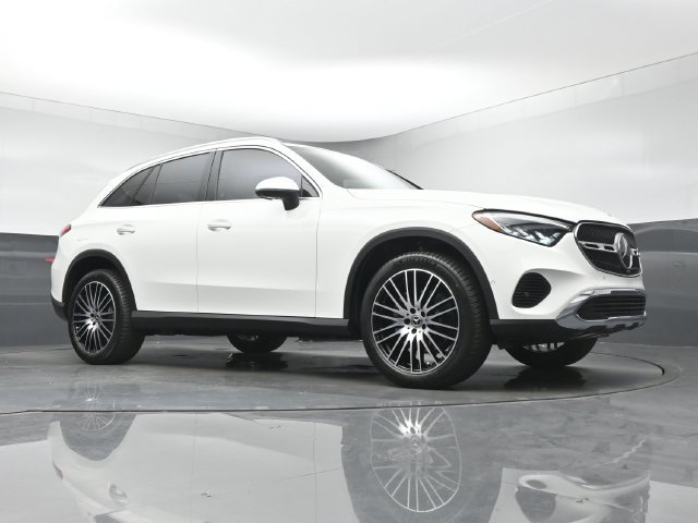 Used 2027 Mercedes-Benz GLC 300 image 34
