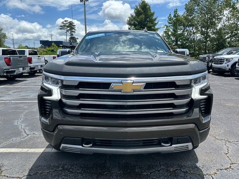 Certified 2023 Chevrolet Silverado 1500 High Country w/ High Country Premium Package image 2