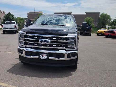 Certified 2025 Ford F250 Lariat AWD/4WD image 8