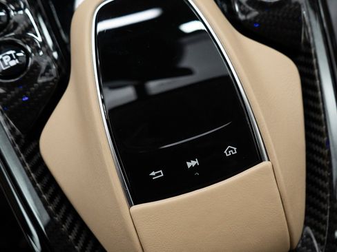 Used 2023 Aston Martin DBX 707 image 34