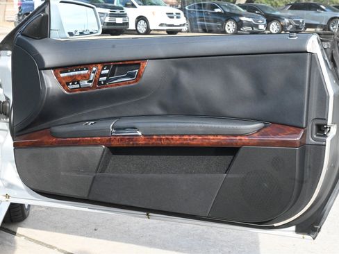 Used 2012 Mercedes-Benz CL 550 CL 550 image 23