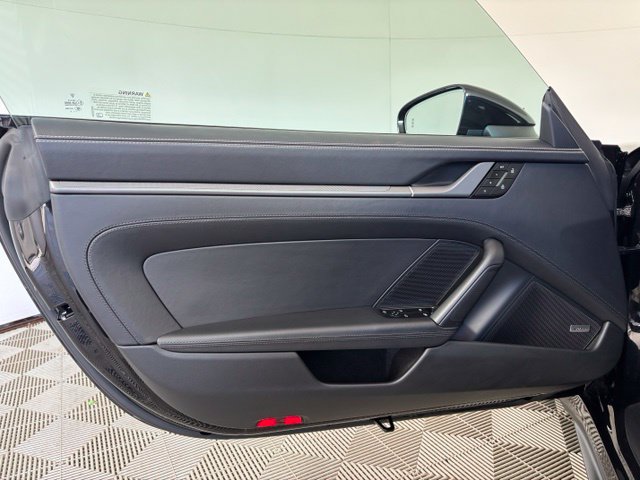 Used 2025 Porsche 911 Carrera RWD image 10