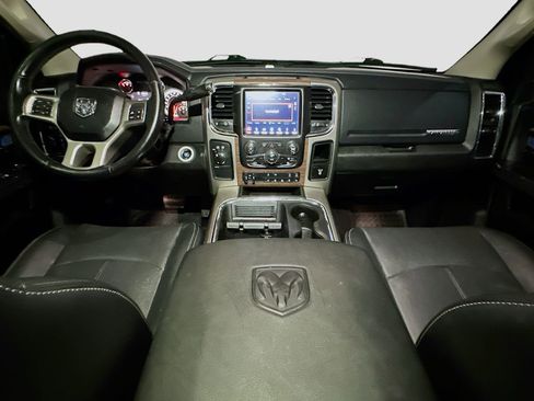 Used 2018 RAM 2500 Laramie w/ Convenience Group image 9