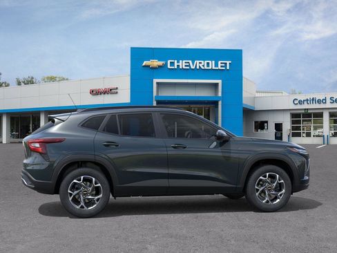 New 2026 Chevrolet Trax LT w/ LT Convenience Package image 5