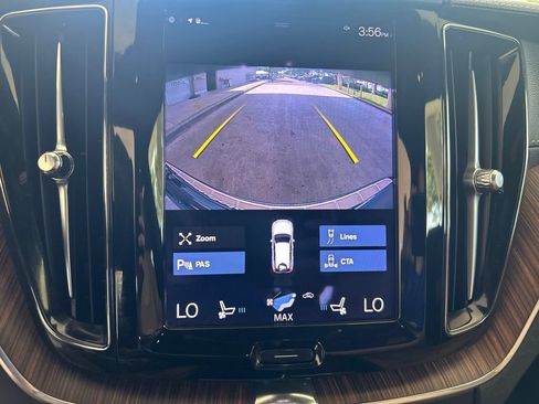 Used 2021 Volvo XC60 T5 Inscription w/ Protection Package Premier AWD/4WD image 9