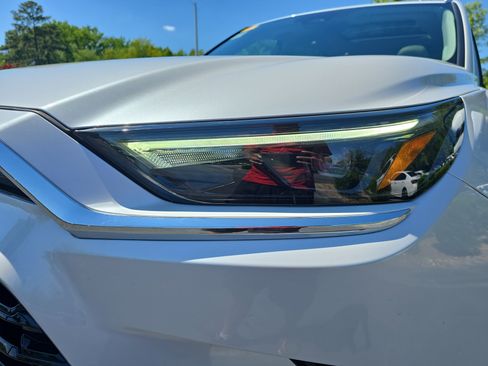 Used 2025 Toyota Grand Highlander AWD Hybrid image 32