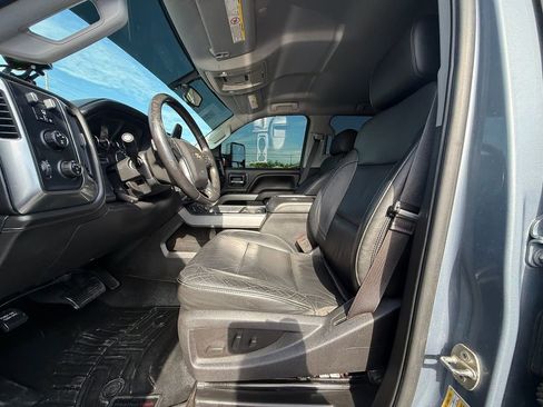 Used 2015 Chevrolet Silverado 2500 LTZ w/ LTZ Plus Package AWD/4WD image 12