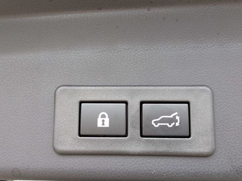 Certified 2026 Subaru Ascent Premium AWD/4WD image 14