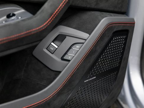 Used 2024 Lamborghini Urus Performante image 28