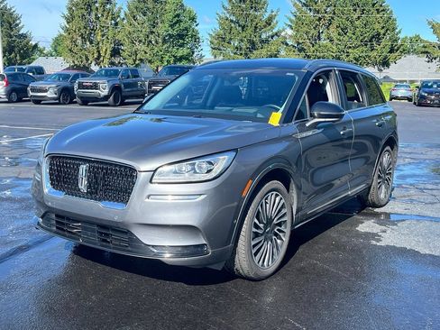 Used 2022 Lincoln Corsair Reserve w/ Equipment Group 201A AWD/4WD image 2