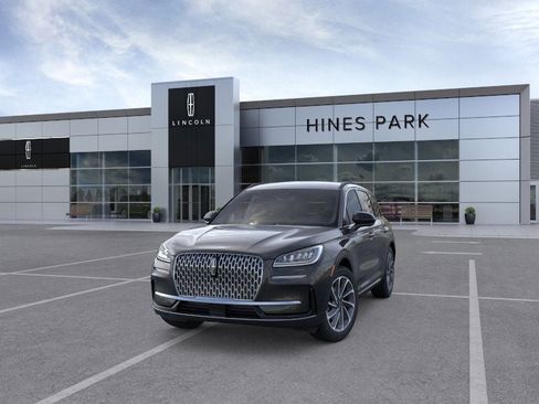 New 2026 Lincoln Corsair Premiere image 2