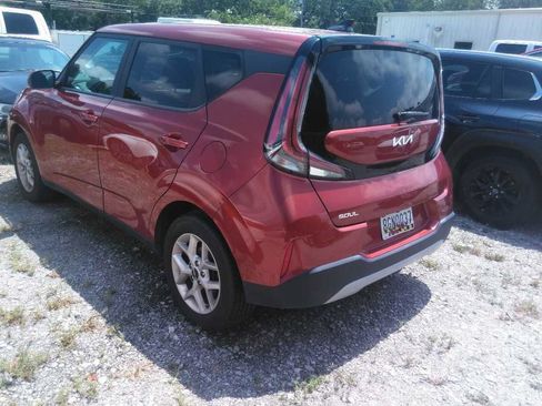 Used 2024 Kia Soul LX w/ Option Group 015 FWD image 4