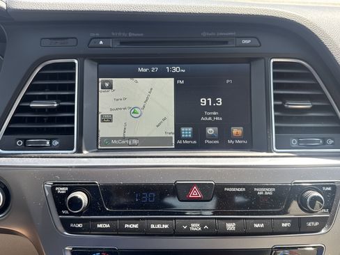 Used 2015 Hyundai Sonata Limited w/ Option Group 06 image 19