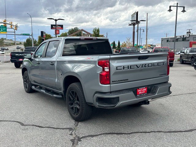 Used 2024 Chevrolet Silverado 1500 Custom w/ Turbomax Blackout Package AWD/4WD image 5