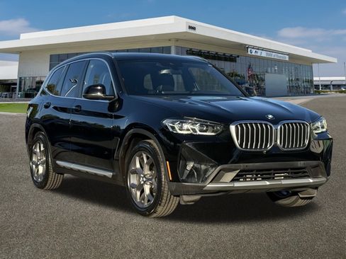 Certified 2022 BMW X3 sDrive30i w/ Premium Package 2 (ZPA) image 2