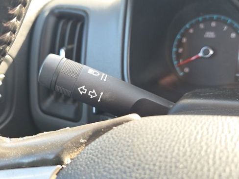 Used 2018 Chevrolet Colorado Z71 image 34