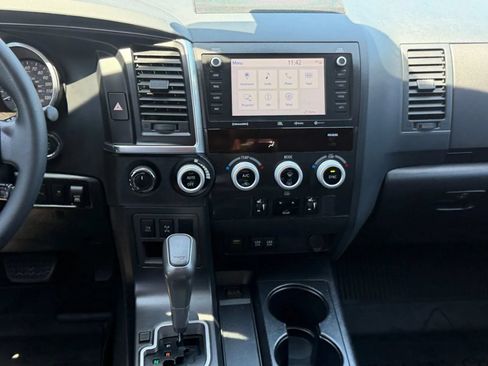 Used 2021 Toyota Sequoia TRD Pro AWD/4WD image 17