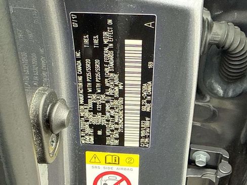 Used 2017 Lexus RX 350 AWD w/ Premium Package image 25