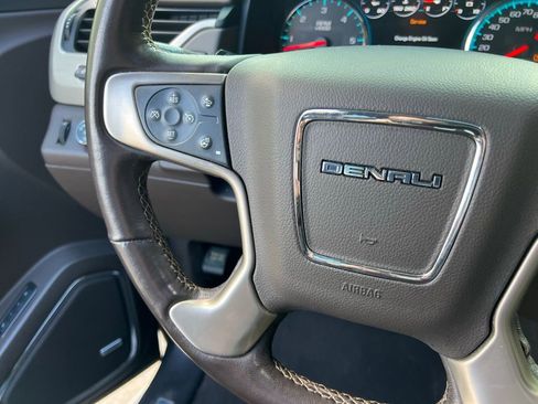Used 2019 GMC Yukon XL Denali w/ Open Road Package image 43