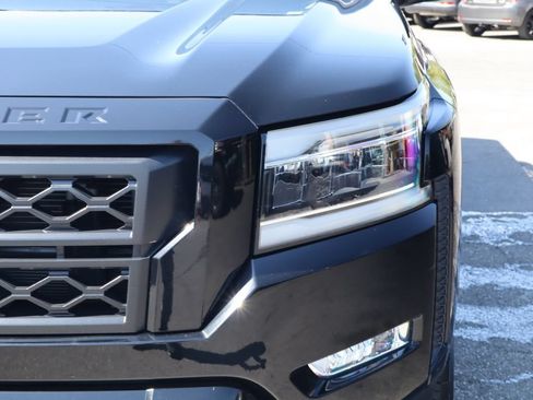 Used 2023 Nissan Frontier SV w/ Midnight Edition Package RWD image 8