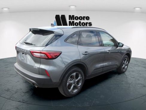 Certified 2025 Ford Escape ST-Line AWD/4WD image 3