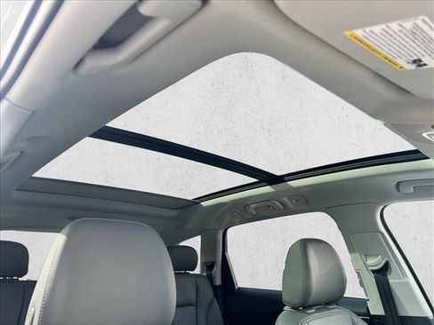 Used 2025 Audi Q7 3.0T Premium Plus image 24