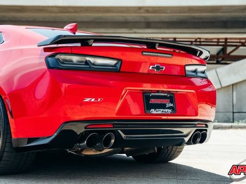 Used 2018 Chevrolet Camaro ZL1 RWD image 52