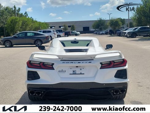 Used 2023 Chevrolet Corvette Stingray Premium Conv w/ Z51 Performance Package RWD image 5