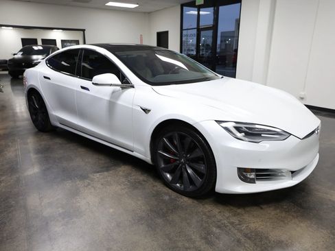 Used 2017 Tesla Model S P100D image 5