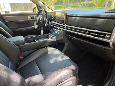 Used 2026 Hyundai Santa Fe SEL FWD image 9