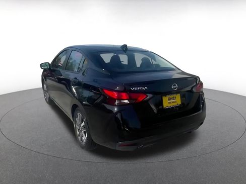 Used 2025 Nissan Versa SV image 10