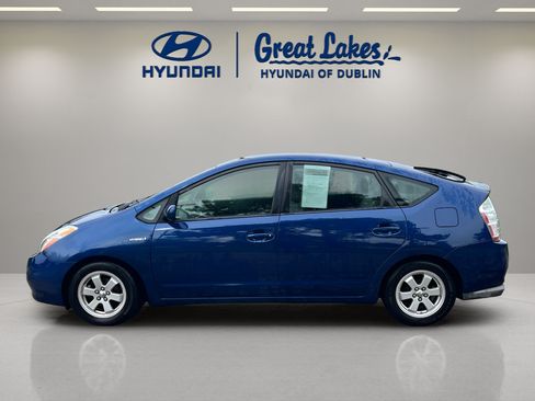 Used 2009 Toyota Prius w/ Preferred Accessory Pkg FWD image 2