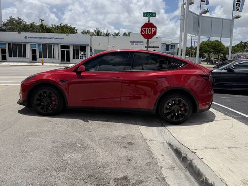 Used 2023 Tesla Model Y Long Range AWD/4WD image 5
