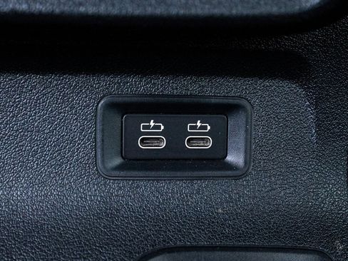 Used 2022 BMW X7 M50i image 43