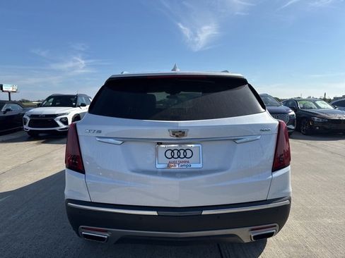 Used 2021 Cadillac XT5 Premium Luxury image 4