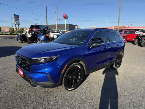 Used 2025 Honda CR-V Sport image 3