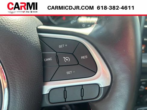 Used 2018 Jeep Compass Trailhawk w/ Leather Interior Group AWD/4WD image 17