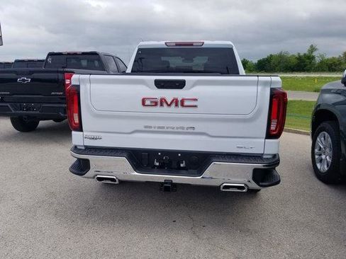 New 2026 GMC Sierra 1500 SLT AWD/4WD image 4