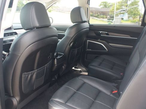 Used 2022 Kia Telluride EX w/ EX Premium Package AWD/4WD image 15