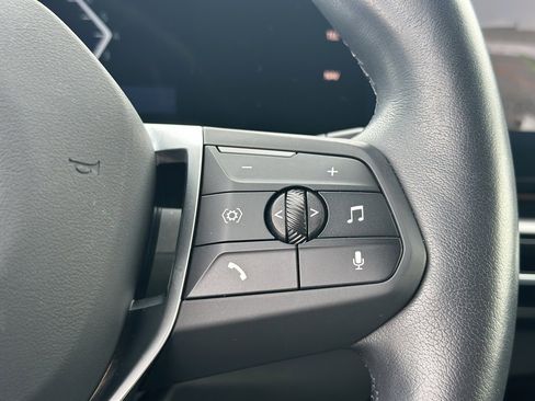 Used 2023 BMW X1 xDrive28i w/ Premium Package image 33