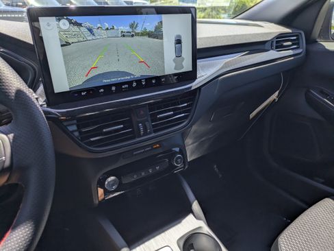 New 2025 Ford Escape ST-Line w/ Equipment Group 301A image 32