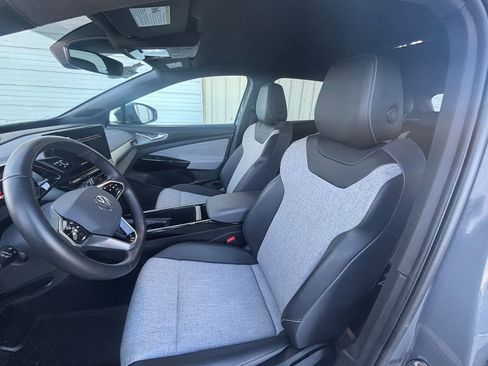 Certified 2023 Volkswagen ID.4 Pro image 11