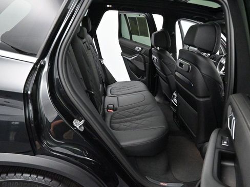 Used 2024 BMW X5 xDrive40i AWD/4WD image 36