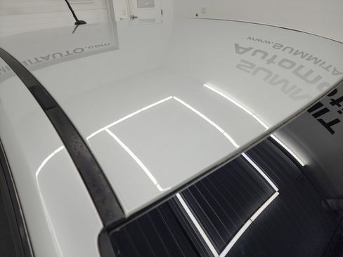 Used 2009 Pontiac G8 GT w/ Premium Package image 4