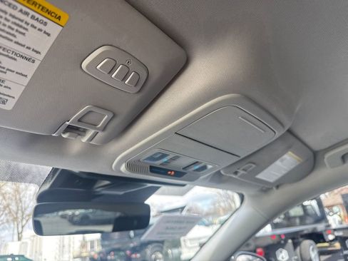 Used 2025 Ford Mustang Mach-E Select image 31